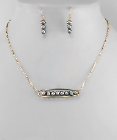 Pearl Bar Necklace Set - 2 Colors