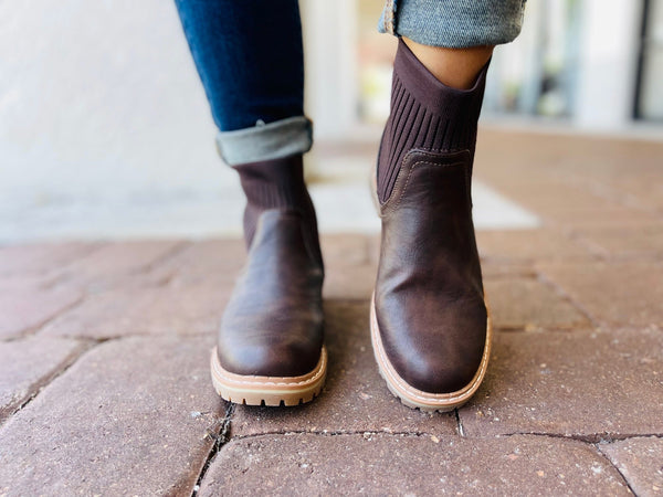 Cabin Fever Bootie - Brown