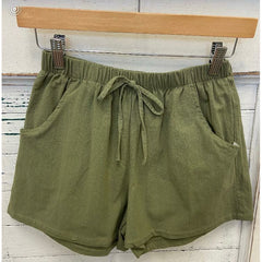 Lake Cabin Shorts in Olive