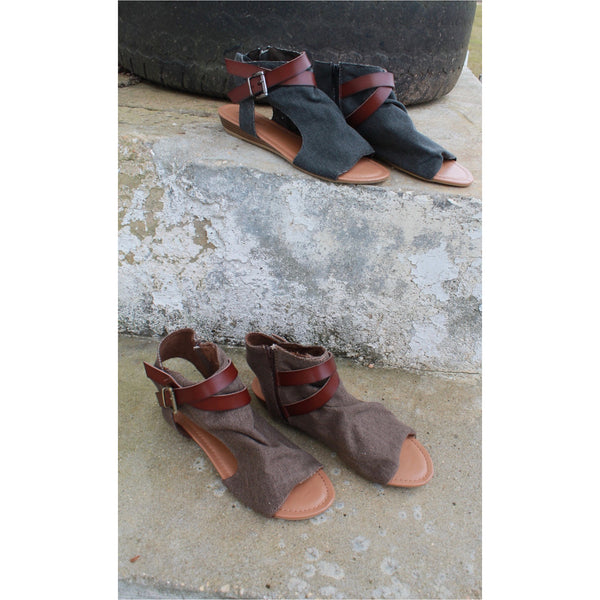 Brenna Sandal